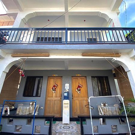 Maicaellas Transient Room Coron Exterior photo