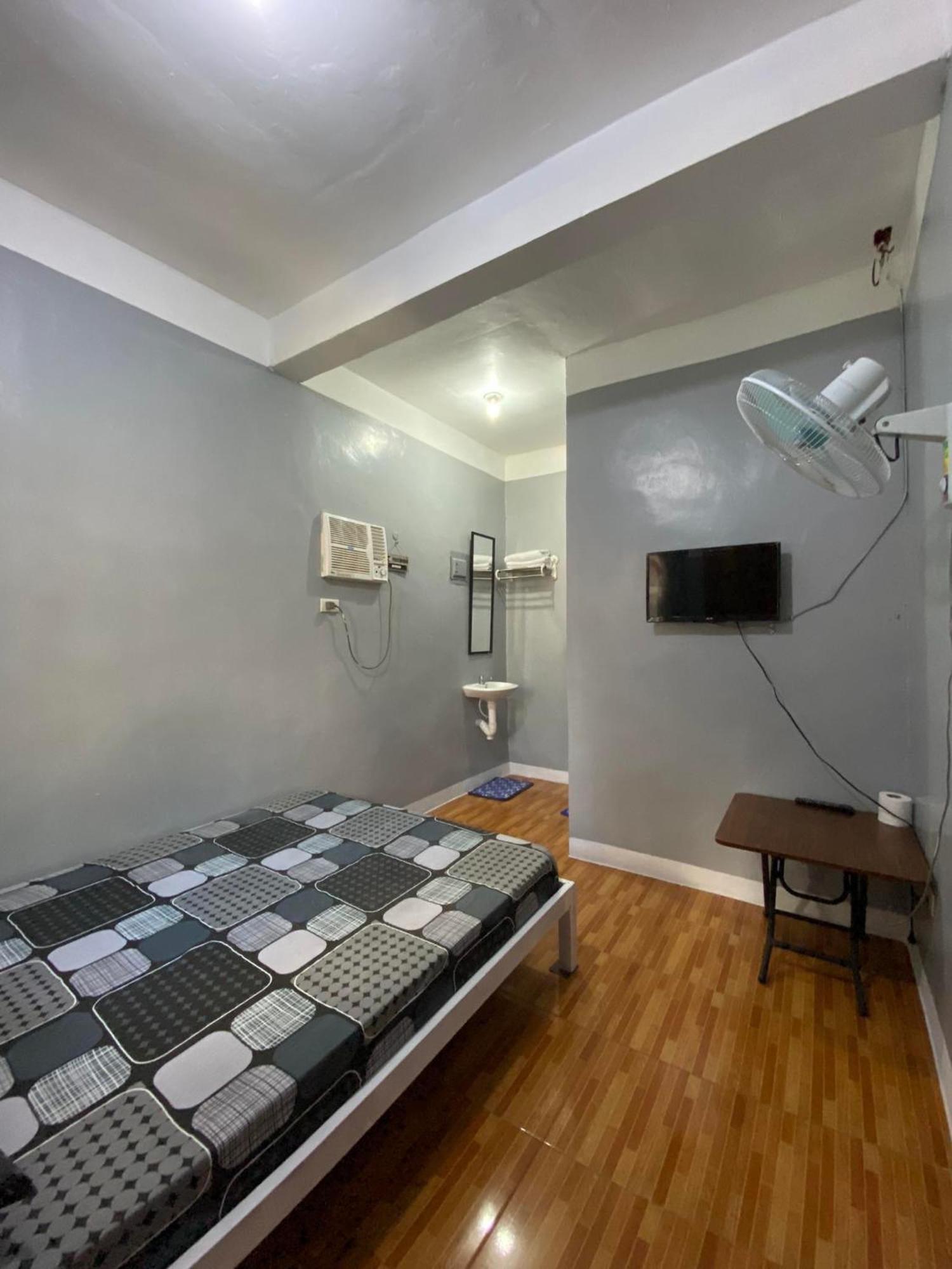 Maicaellas Transient Room Coron Exterior photo